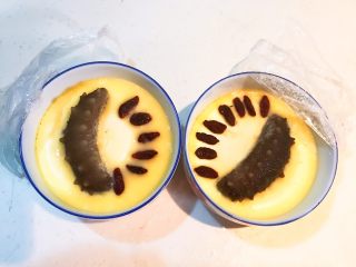 20、家常海参蒸蛋,再放入枸杞子