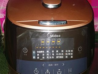 6、黄豆煲鸭翅,最后加盖、选择豆类功能