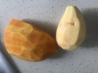 4、红薯南瓜粥,红薯也削皮