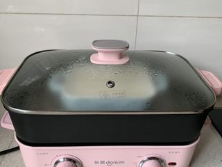 7、水果糯米糍,开水上锅蒸15-20分钟