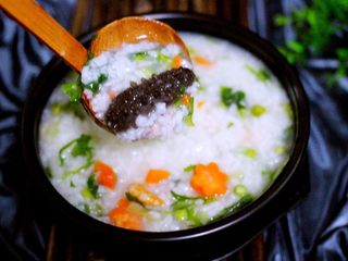 17、剩米饭也有春天(海鲜杂蔬粥),诱惑到你没有