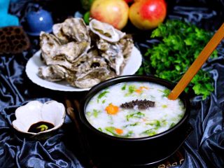 19、剩米饭也有春天(海鲜杂蔬粥),配上辣根海蛎子、给个神仙都不换