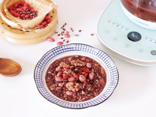 8、红豆燕麦米粥,成品图。