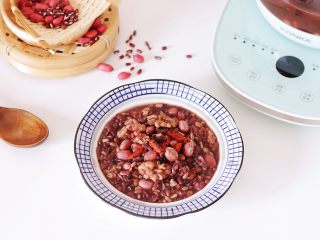 9、红豆燕麦米粥,成品图。