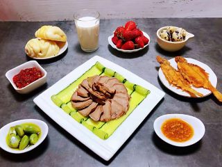 15、卤猪舌,好丰盛的早餐即营养丰富有大大的满足了味蕾噢