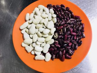 1、玉米面发糕????,云豆 红豆 温水浸泡4小时