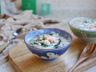 18、鸡蓉虾仁香菇粥,成品图。