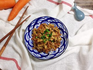 15、家常版的鱼香肉丝,完成。