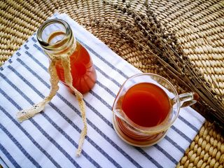 4、塑身美颜夏季酸梅汤&姜汁撞奶,入口浓醇，滋味甜酸，令人胃口大开，去湿排毒，气息通畅，一炎炎夏日来杯，顿觉暑气立消。