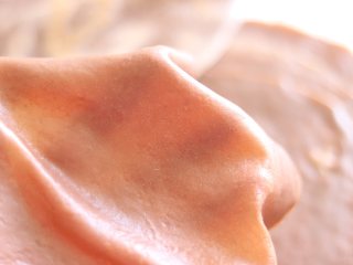 15、巧克力毛巾卷,薄厚合适即可，不用太过追求薄，也不要太厚，口感不好。