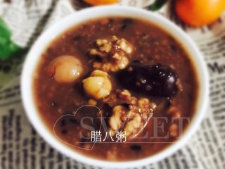 4、腊八粥,开启煮粥功能，两小时后就能吃到香甜软糯、黏黏稠稠的腊八粥