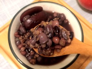 6、养生粥,一碗养生粥就做好啦！