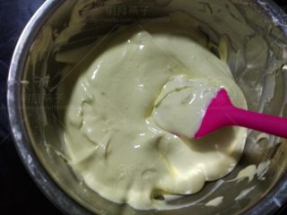 7、可可海绵杯子蛋糕, 翻拌均匀