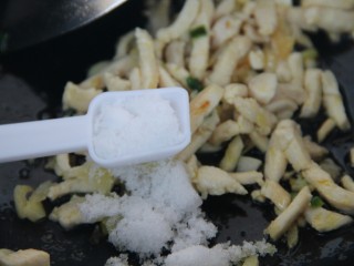 10、幸福早餐~鸡肉挂面,一勺盐