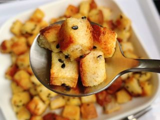 14、香烤吐司丁,停不下来啊