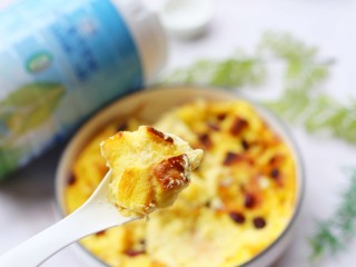 16、酥脆软滑的蛋奶吐司布丁,来一口～