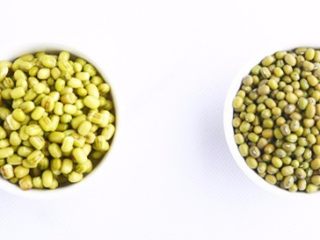 2、绿豆荞麦粥-带带,将绿豆用清水浸泡3-5小时