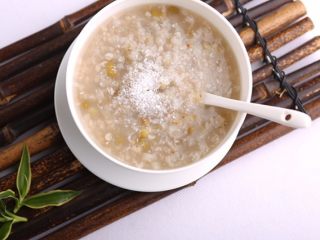 8、绿豆荞麦粥-带带,早餐或者是晚餐吃都非常合适