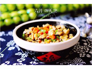 17、金玉窝窝头+虾酱鸡蛋小炒,美味的虾酱出锅了、配上窝窝头、绝配……