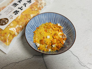 1、鲜虾砂锅粥,南瓜山药小米