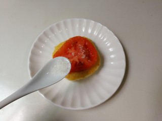 13、百变水果  酸甜猕猴桃夹黄金馒头,撒上少许砂糖