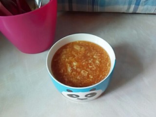 13、鸡蛋小米粥,香甜味道的鸡蛋小米粥。