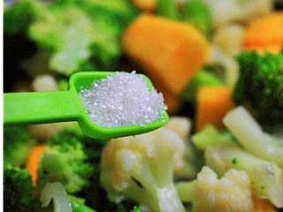 9、芒香双花,加入少许白糖