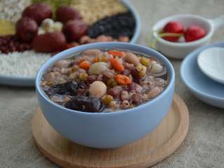 9、腊八粥,香糯可口的腊八粥。