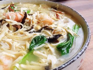 13、大煮干丝,出锅装盘。