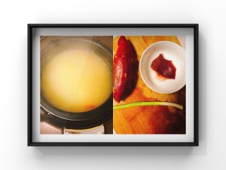 1、猪肝小米青菜粥,小米适量提前泡30分钟，红薯1个，猪肝25g，蒜苗1束！