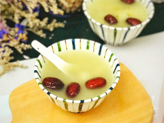 14、绿豆小米粥,喝粥时，根据自己口味，酌情加入蜂蜜或者冰糖