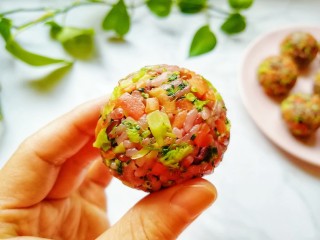 16、杂粮蔬菜饭团,我要开动啦！