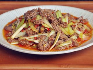 14、火爆腰花,向来只吃一碗的我，每次吃这道菜，自动吃两碗。