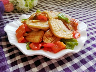 1、蚝油杏鲍菇,成品图来一张，美味诱人。