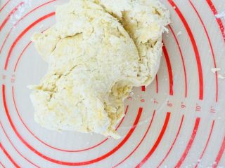 7、南瓜发饼,抓成团。