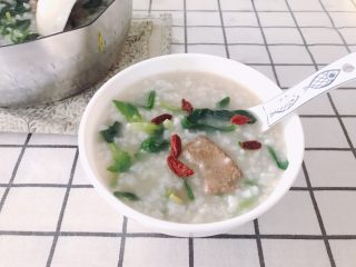 11、菠菜猪肝粥,开动