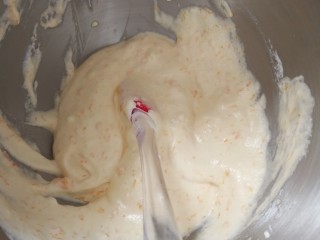 15、南瓜蒸糕,同样的手法进行翻拌