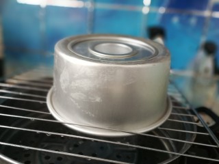 20、南瓜蒸糕,倒扣晾凉再脱模！