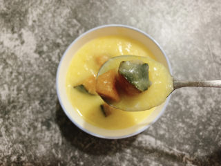 15、玉米南瓜粥,不用煲的粥,是不是挺方便的哈~