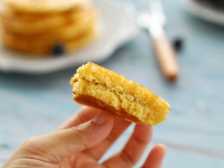 13、牛奶鸡蛋玉米松饼,松软香甜,完全没有粗糙的口感