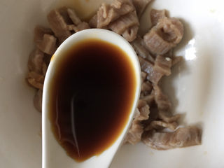 6、生滚牛肉粥,一勺生抽