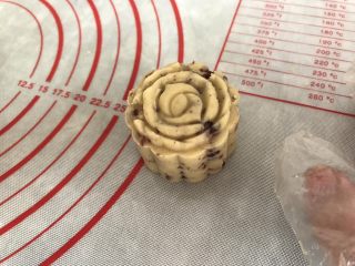 20、绿豆糕～蔓越莓版,轻松脱模，就是这么简单????