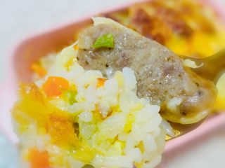 20、风味牛肉肠焗饭,科尔沁图林根风味牛肉肠，享幸福早餐时光。