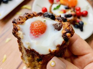 14、麦片酸奶水果杯,甜甜的????饱腹感十足，减脂的小仙女们????‍♀️看过来。