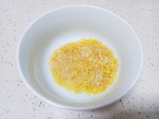 9、山药枸杞粥,淘洗干净