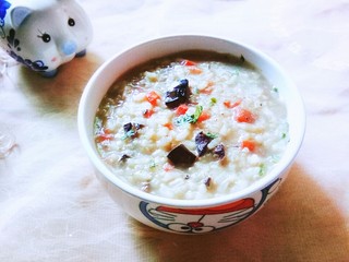 11、鸡肝彩蔬粥,端上餐桌。