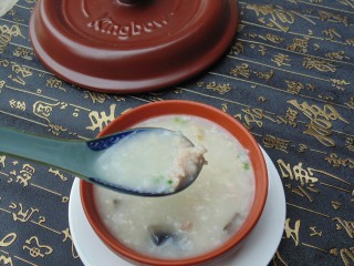 12、皮蛋瘦肉粥,成品