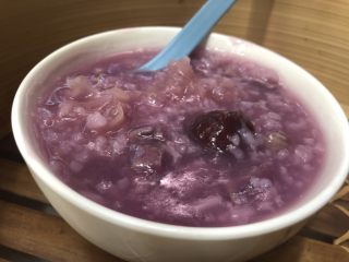 15、紫薯银耳粥,成品图