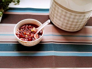 4、杂粮粥,成品。