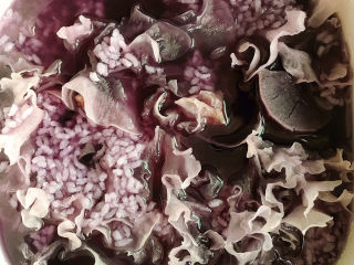 9、紫薯银耳粥,煮